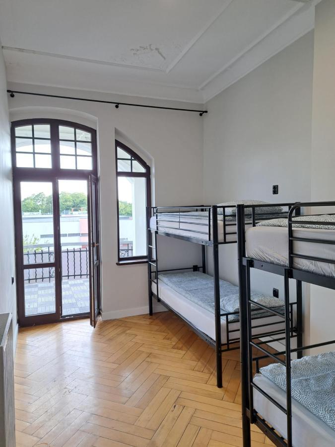 Gingerbread Hostel ทอรูน ภายนอก รูปภาพ