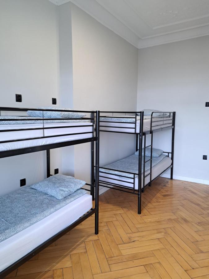 Gingerbread Hostel ทอรูน ภายนอก รูปภาพ
